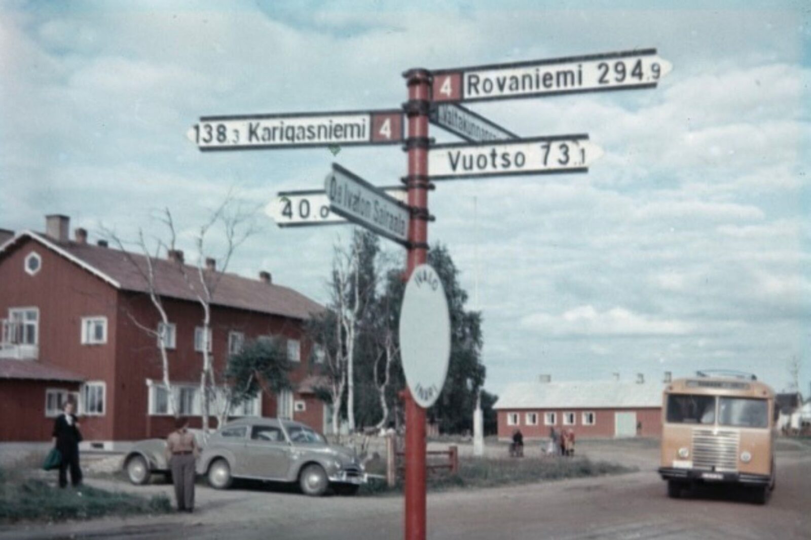 Petsamontien risteys Ivalossa (1940-luku)